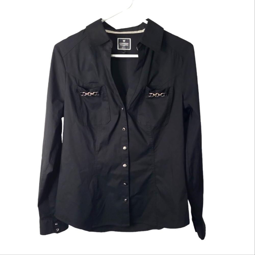 NWOT Express women's black v-eck cotton adjustable sleeve buttondown shirt, M
